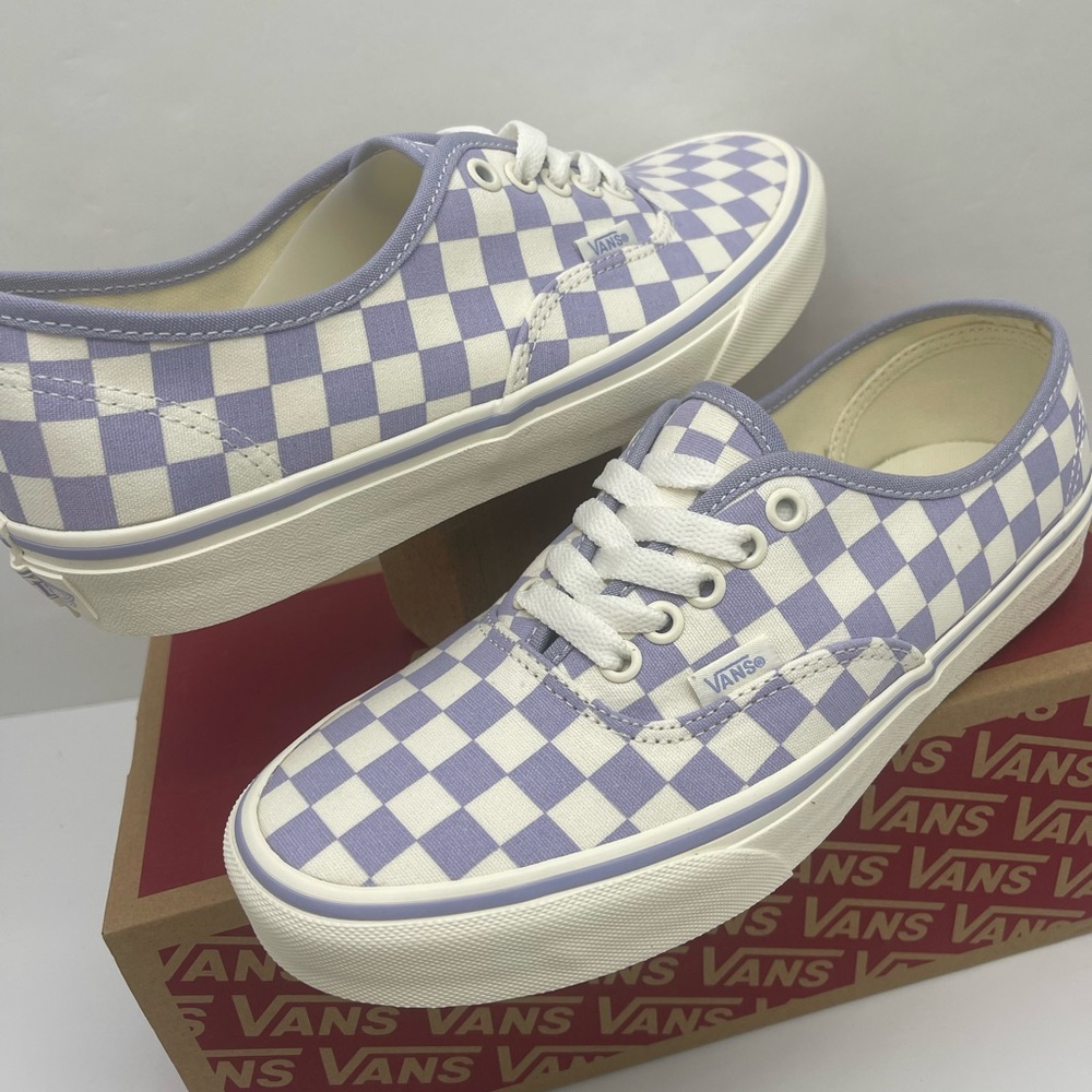 Vans WMNS Authentic
Checkerboard Lilac Sneakers
VN000BW5LLC
Lavender - Picture 9 of 16